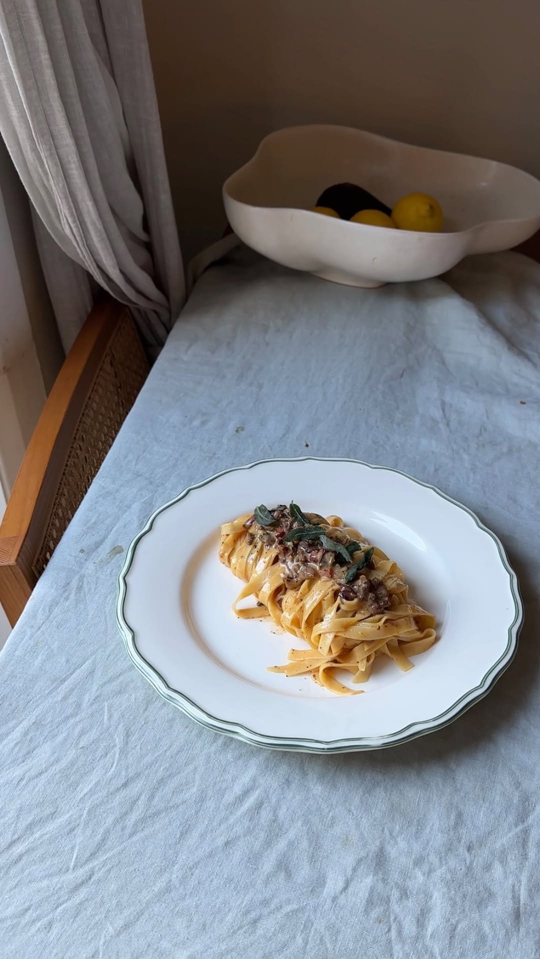 natsnourishments 게시물 이미지: A mixed mushroom and sage carbonara is exactly...