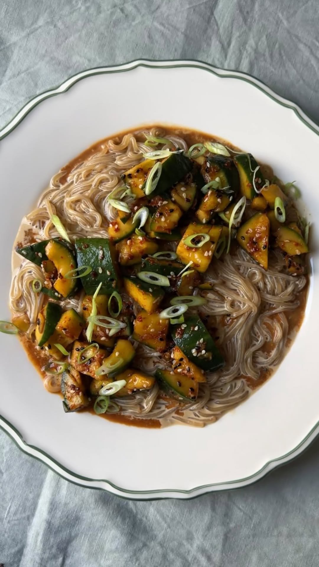 natsnourishments 게시물 이미지: Another cold noodle salad because I’m...
