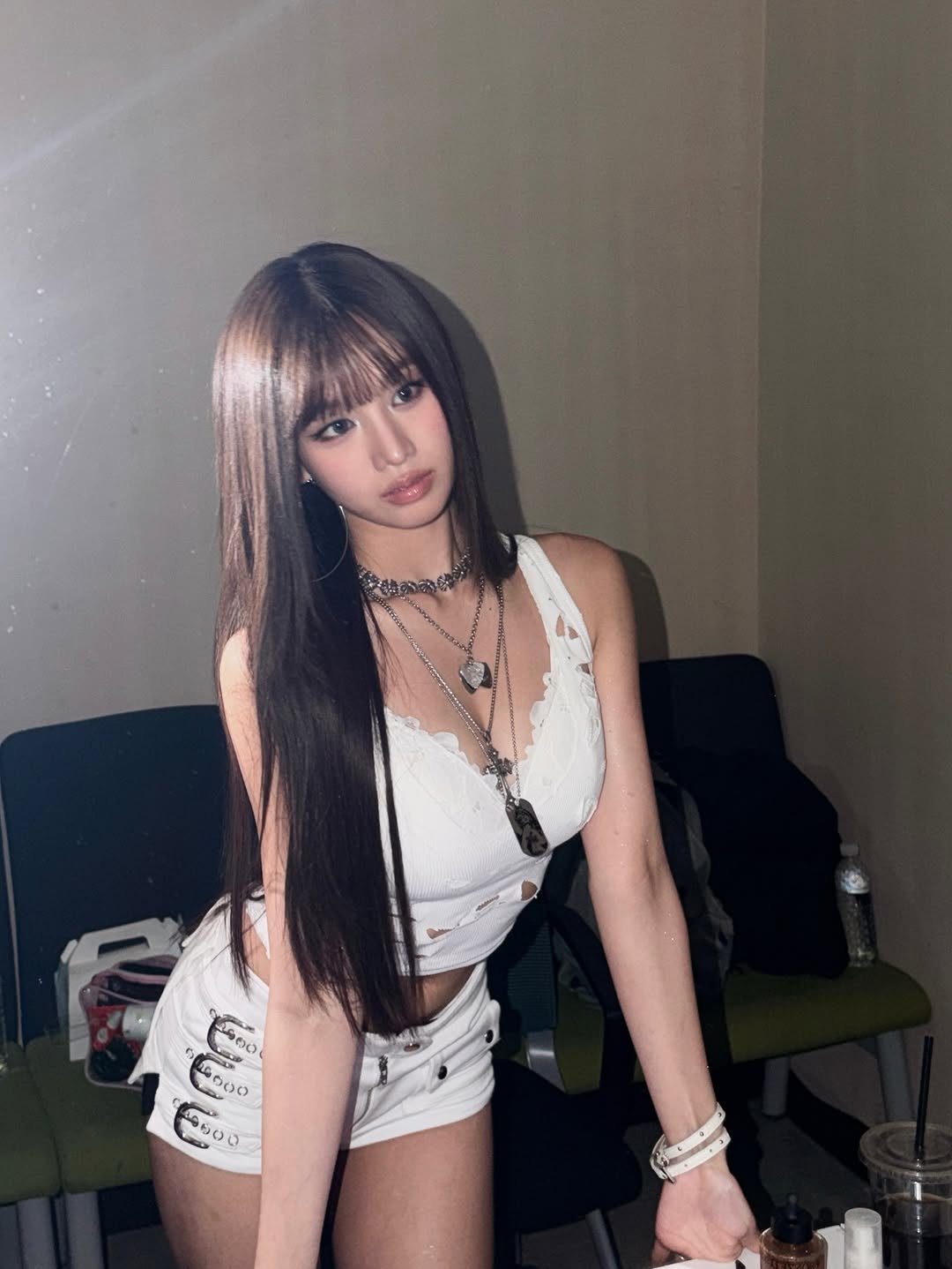 Photo by NATTY (( 나띠 )) on March 26, 2026. May be an image of one or more people, hair, costume, top, miniskirt, shorts and text.