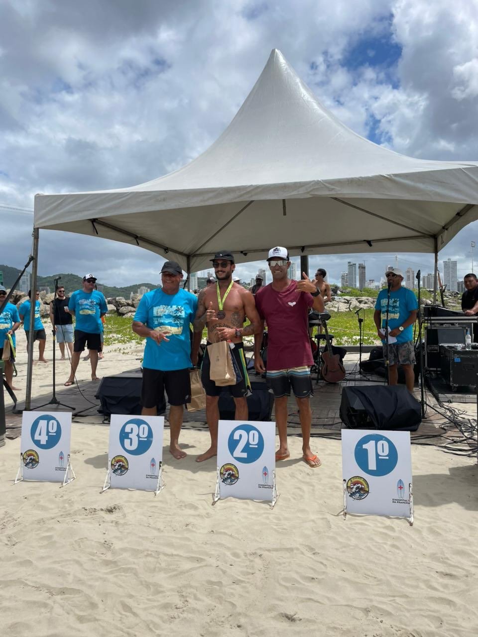 navegantessurfclube 게시물 이미지: 🏄‍♂️ O Pé na Areia também foi dia de...