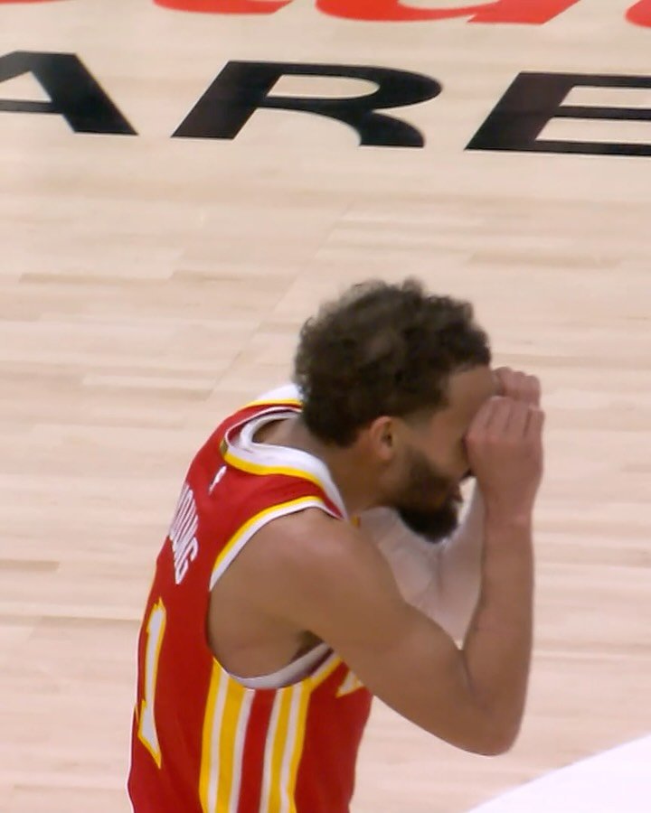 nba 게시물 이미지: TOP 50 ASSISTS OF 2024-25 🔥
40. Trae Young
39....