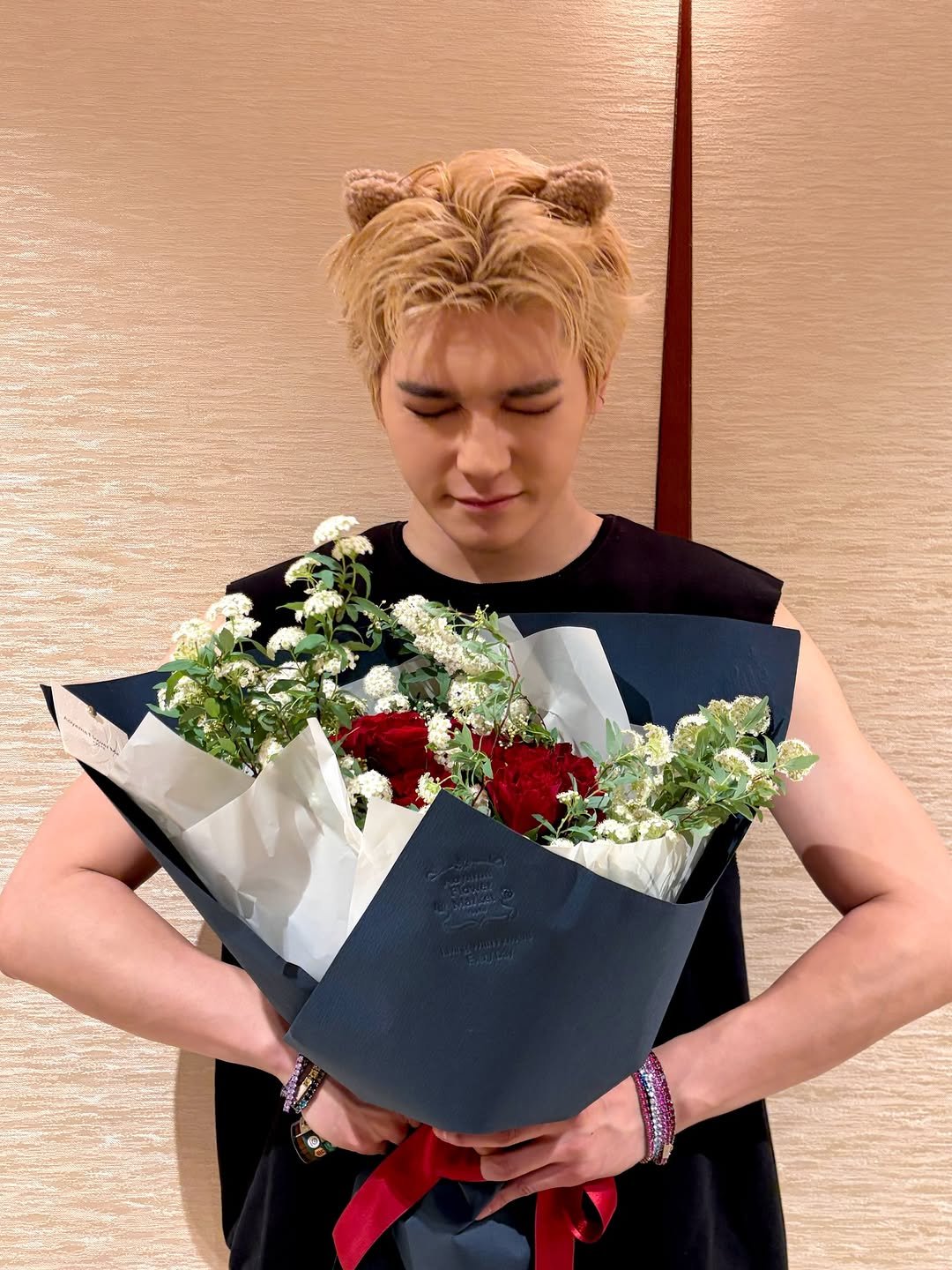 Photo by NCT Official Instagram in Yokohama with @taeoxo_nct. May be an image of flower arrangement, prairie gentian, baby's-breath, rose and text.