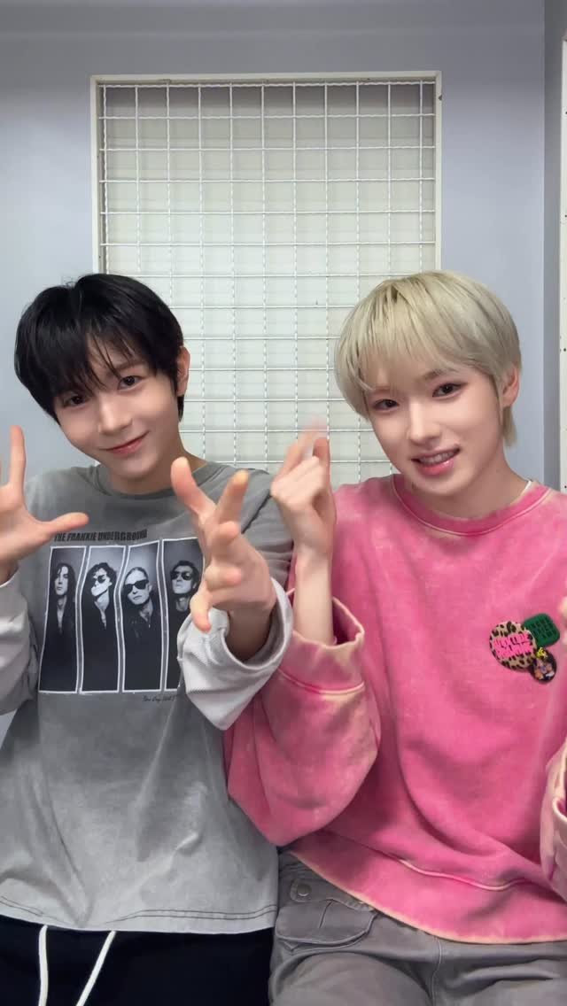 nctwish_official 게시물 이미지: ʚ★ɞʚ★ɞ

#RYO #SAKUYA
#NCTWISH