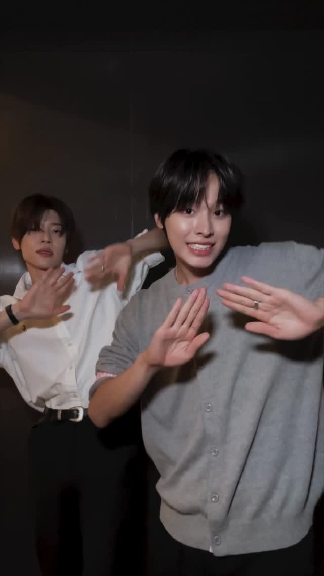 nctwish_official 게시물 이미지: GG EZ

#SION #RIKU 
#NCTWISH