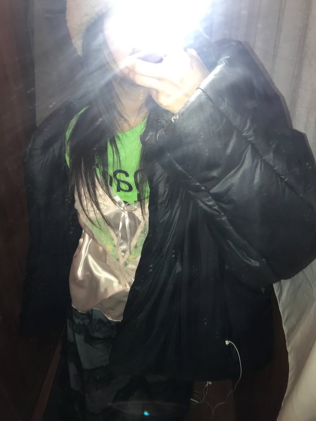 Photo shared by 목지혜 on January 25, 2026 tagging @fayeinseoul. May be a selfie of parka, flight jacket and text.