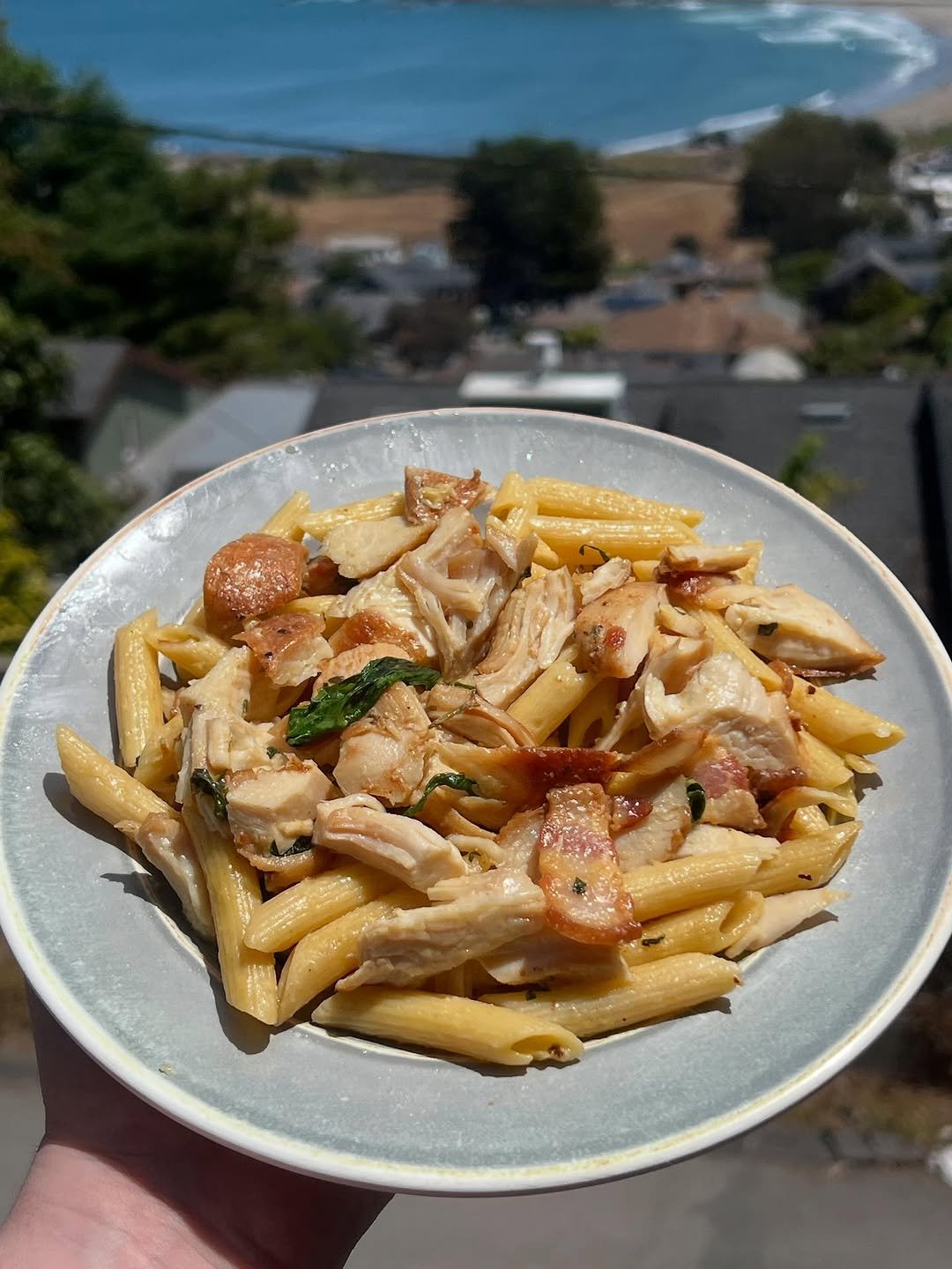 neighbors 게시물 이미지: Creamy Chicken Bacon Pasta 🍝