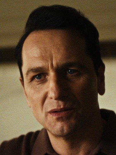 netflix 게시물 이미지: tbh i dunno what to think... 

📺: the beast in...