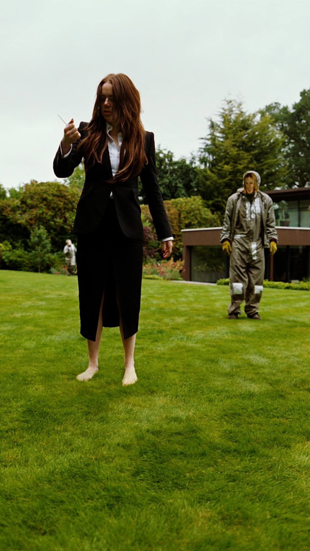 netflix 게시물 이미지: RUN. BUGONIA is now on Netflix in the US.