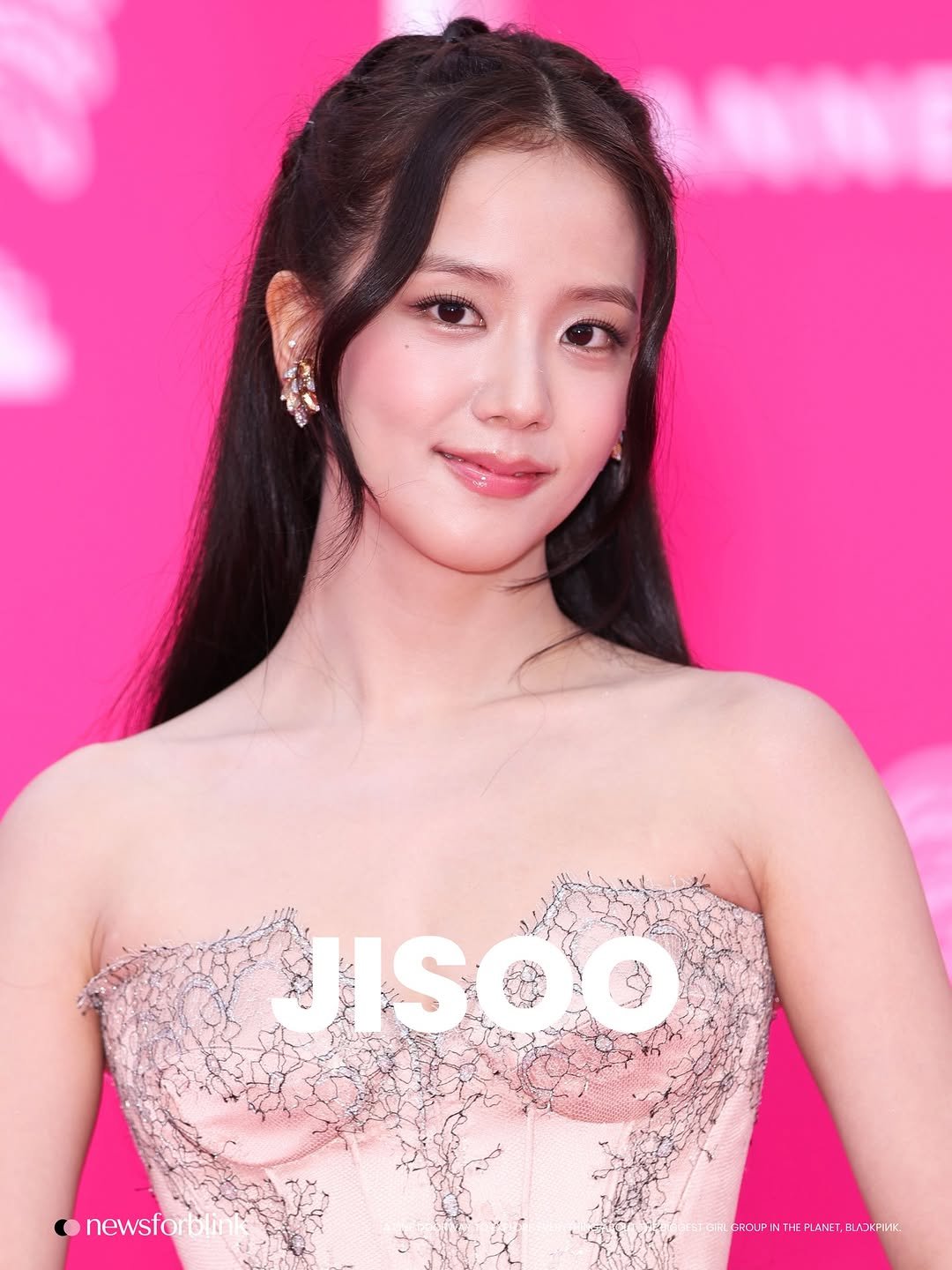 Photo by BLACKPINK NEWS on April 24, 2026. May be an image of text.