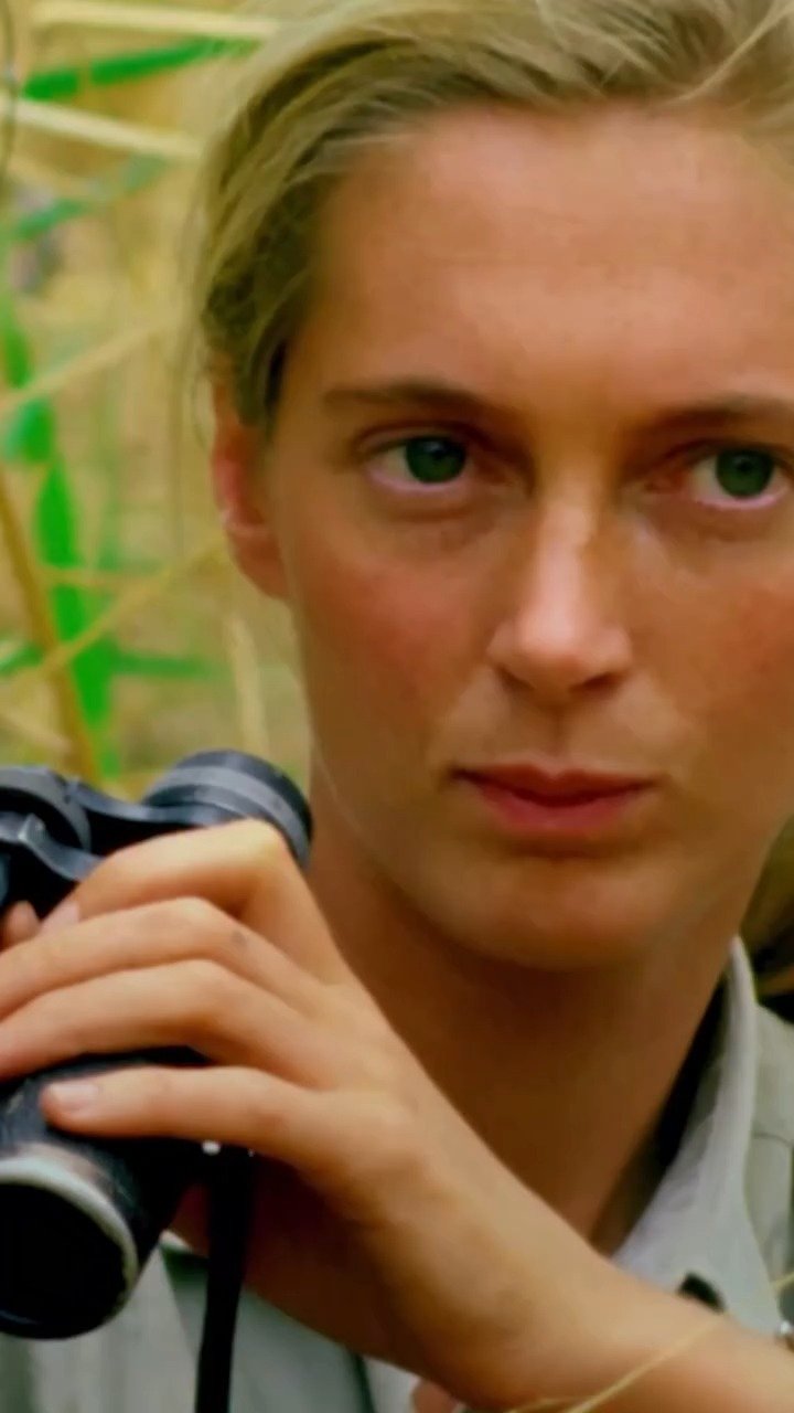 ng_apparel 게시물 이미지: @natgeo
In 1960, Dr. Jane Goodall’s early...
