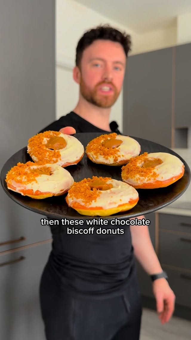 niall_grehan 게시물 이미지: 98 Calorie each!🍩 Recipe👇

White Chocolate...