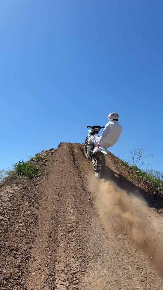 nicktomasunas 게시물 이미지: Pre-firing the fender grab 🤝🏼
