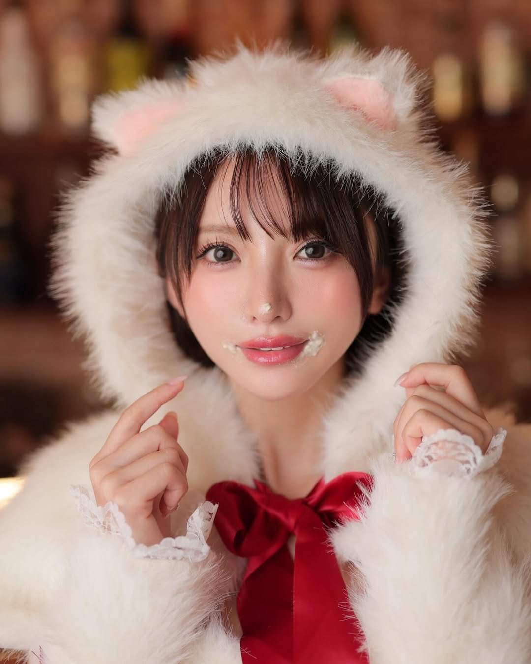 Photo by 新妻ゆうか｜Yuuka Niizuma on December 25, 2025. May be an image of bath robe, costume and text.