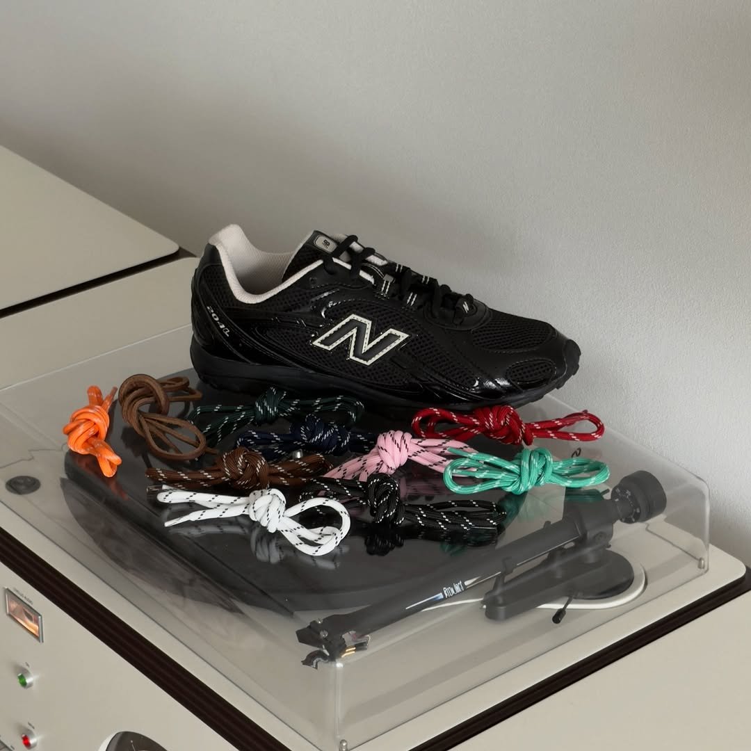 Photo by 𝘊𝘰𝘭𝘭𝘦𝘤𝘵𝘰𝘳𝘴 on September 27, 2025. May be an image of shoes, sports equipment, rack and text.