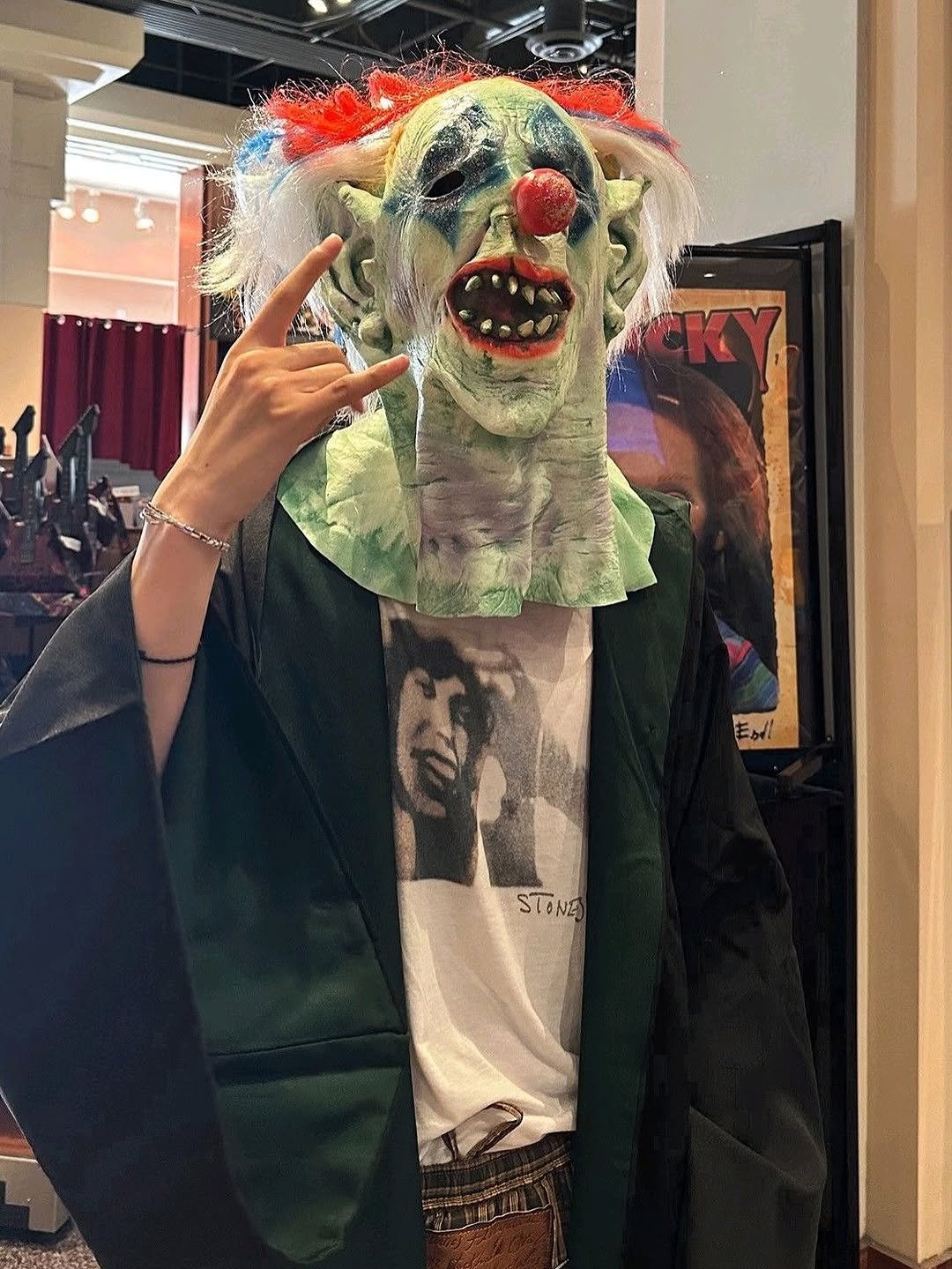 Photo by NI-KI 니키 fanpage on October 31, 2025. May be an image of cloak and text.