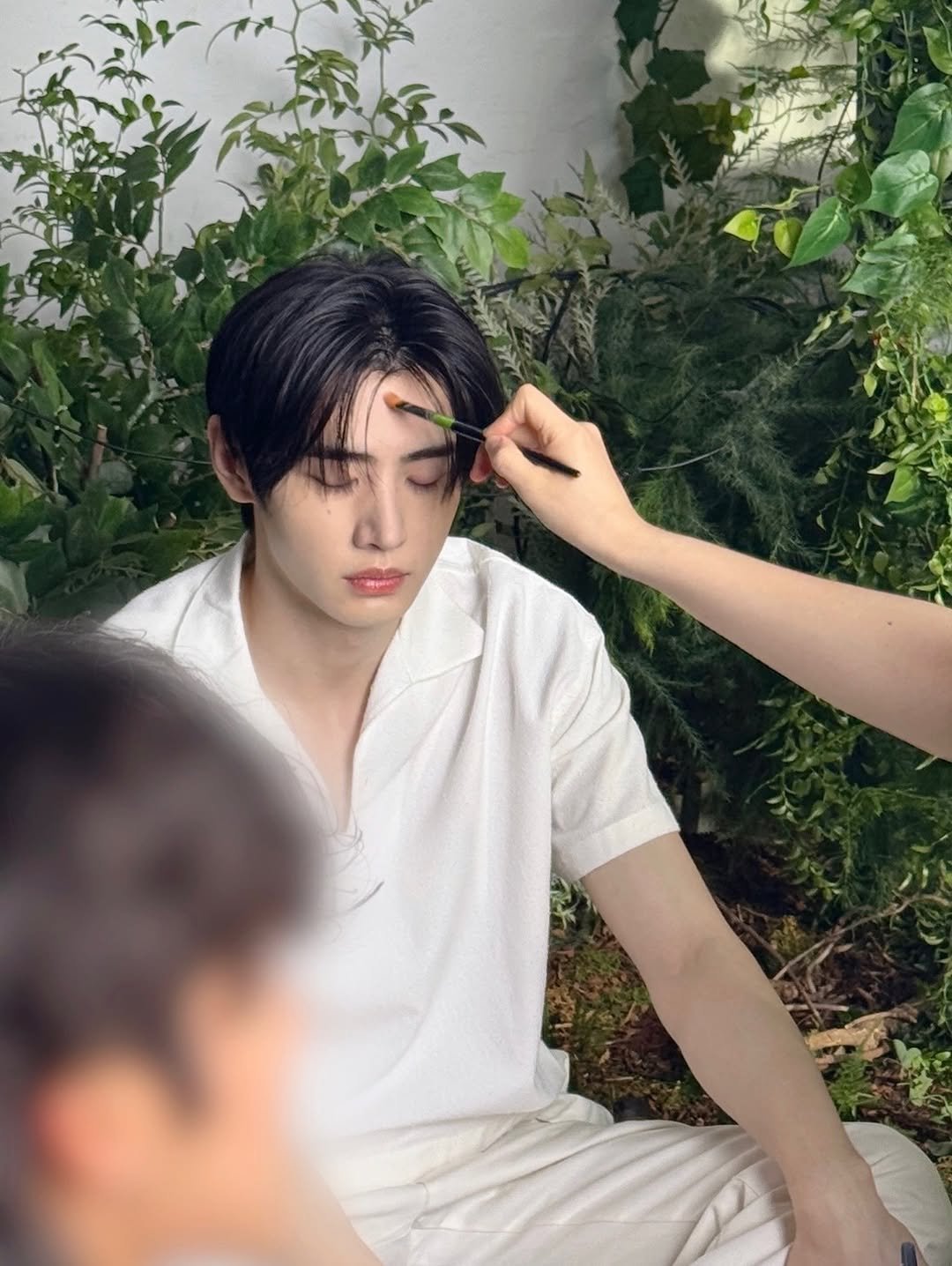 Photo shared by NI-KI 니키 fanpage on December 08, 2025 tagging @niki.enhypen, @official.enhypen, and @enhypen_sunghoon. May be an image of one or more people, hair, makeup and text.