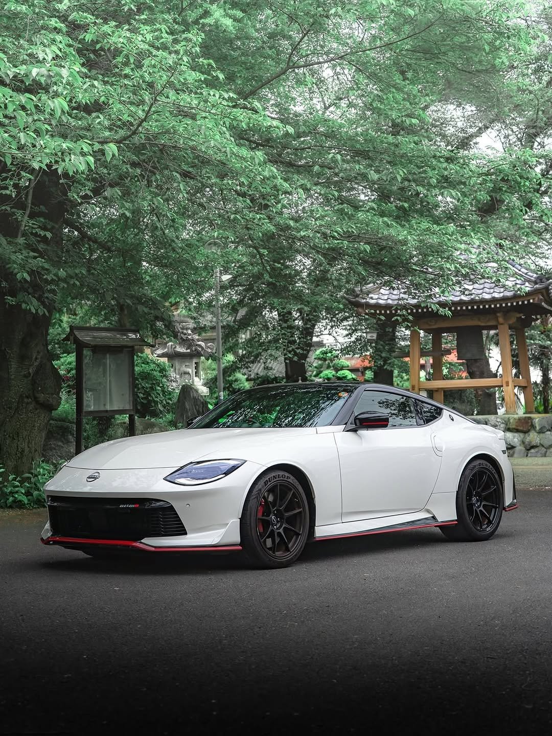 nissan 게시물 이미지: Your #NissanZ, echoing through the calm of...