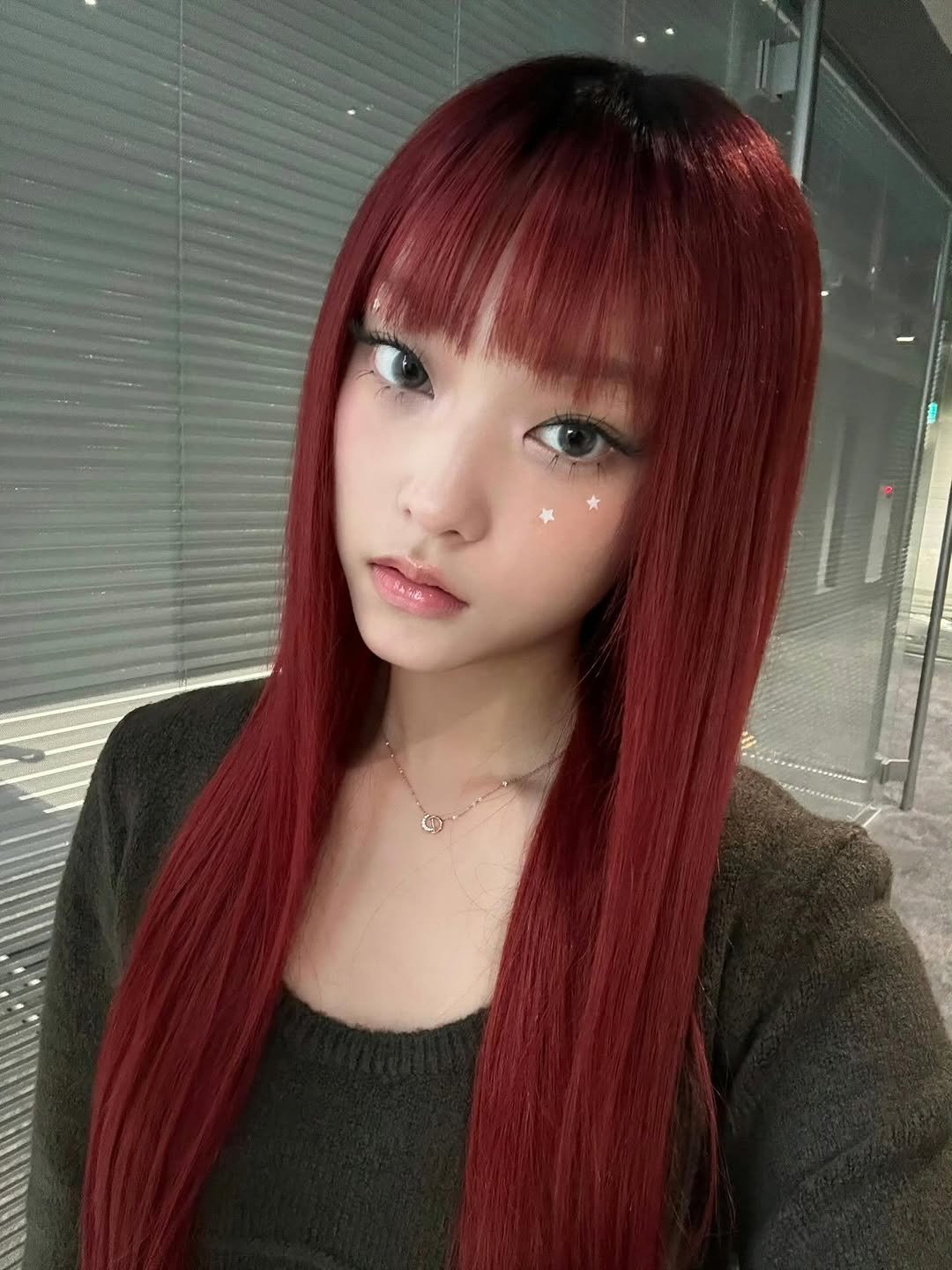 Photo by NJZ HAERIN 해린 on February 25, 2026. May be a selfie of one or more people, braids, bangs, long hair, makeup and text.