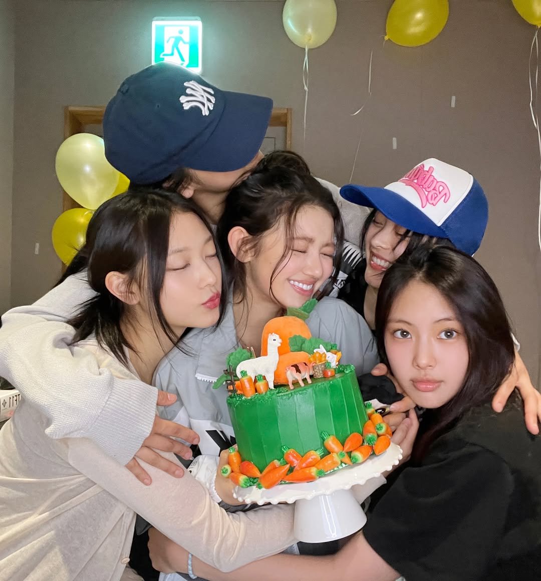 nj.kangrin 게시물 이미지: Happy Danielle Day🎂🎉
@dazzibelle...