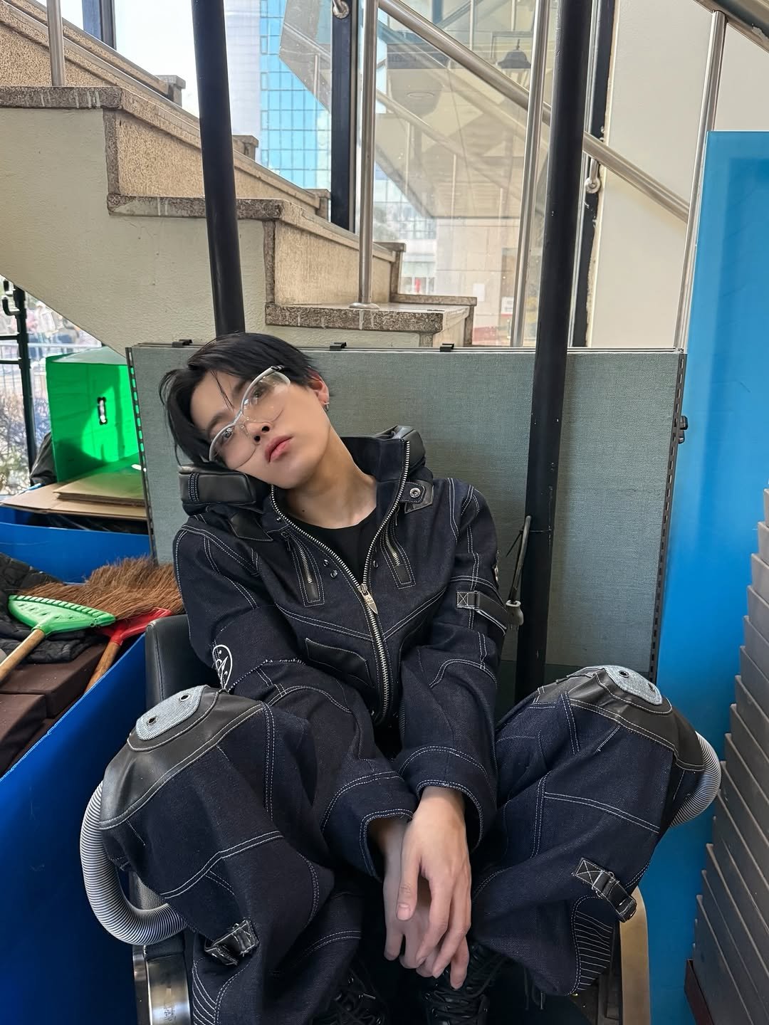 Photo by 홍중 (HONGJOONG) on February 20, 2026. May be an image of sweatpants and text.