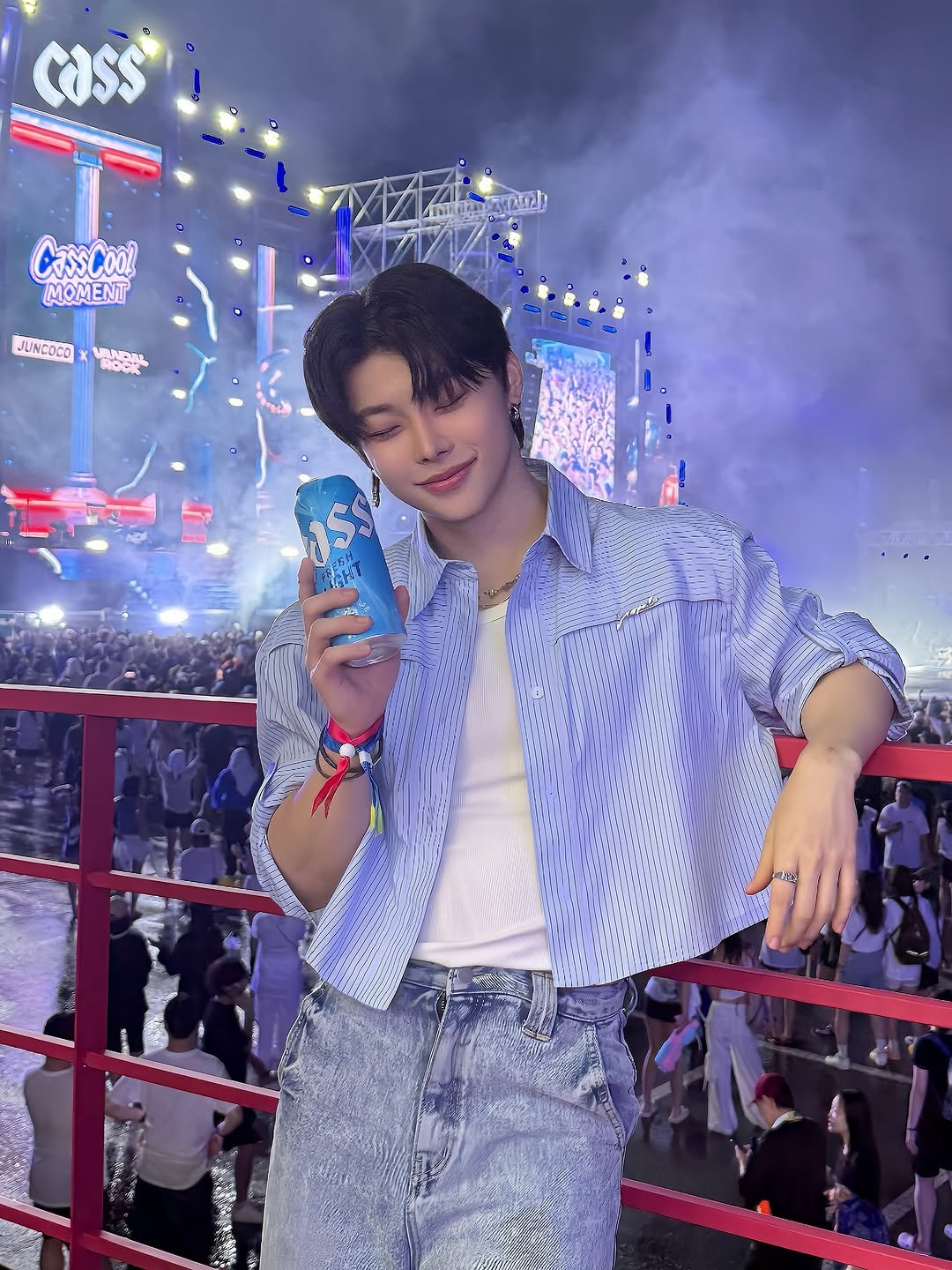 Photo by Park Dong Ju on September 09, 2025. May be an image of 2 people, bolo tie, top, concert and text.