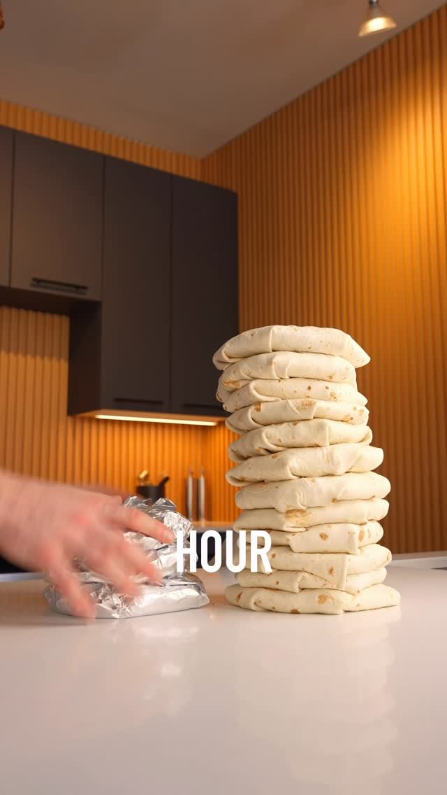 noahperlofit 게시물 이미지: Crunchwraps For The Week‼️

These are so good,...