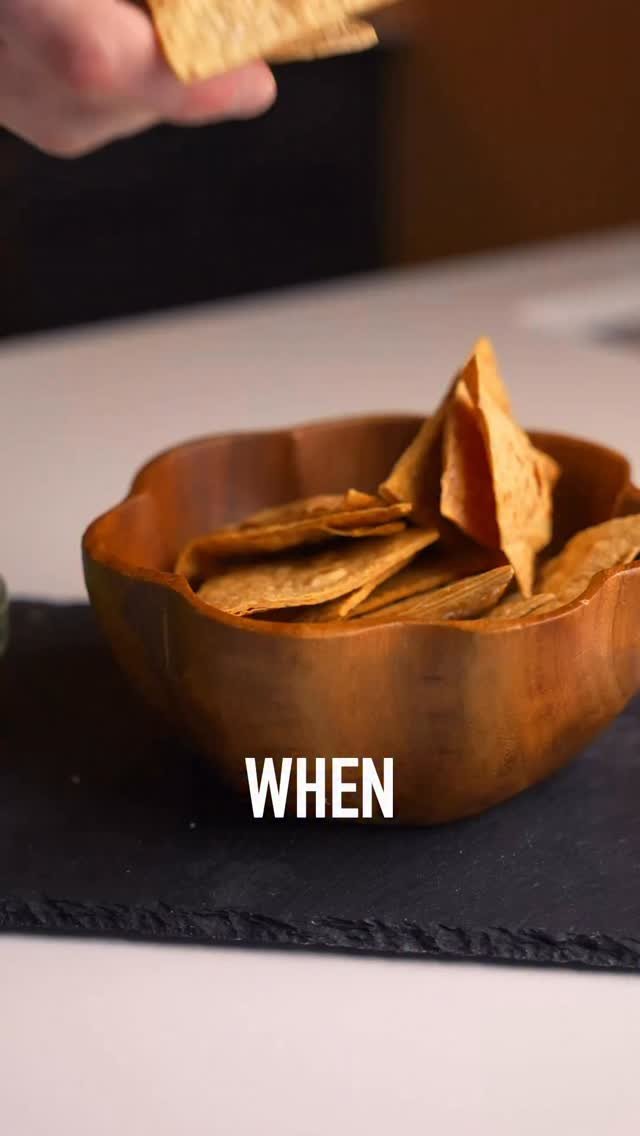 noahperlofit 게시물 이미지: Easy & Better For You Chips‼️

These are so...