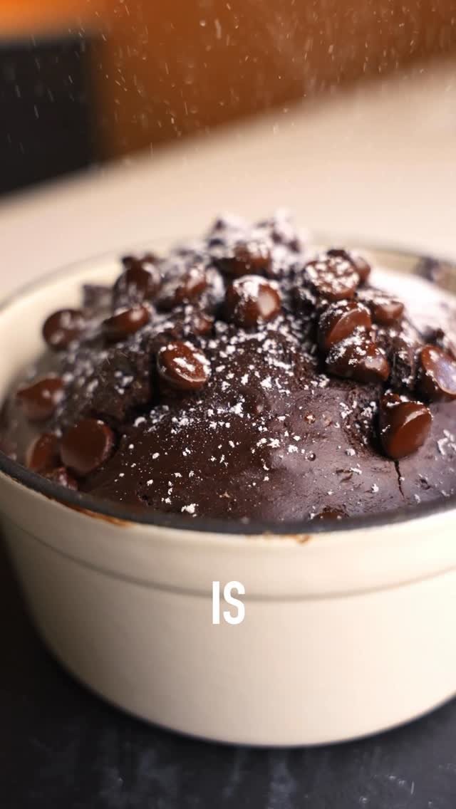 noahperlofit 게시물 이미지: Easiest Protein Lava Cake‼️

This lava cake is...