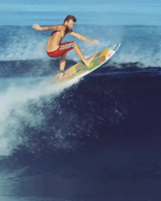 nobody_surf 게시물 이미지: 📼 ROASTED™
🔗 Watch 14-min full film via the...