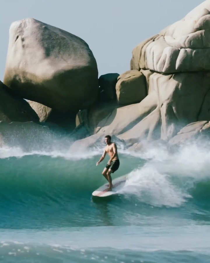 nobody_surf 게시물 이미지: 📼 Mexican Point Break Logging Perfection
🔗...