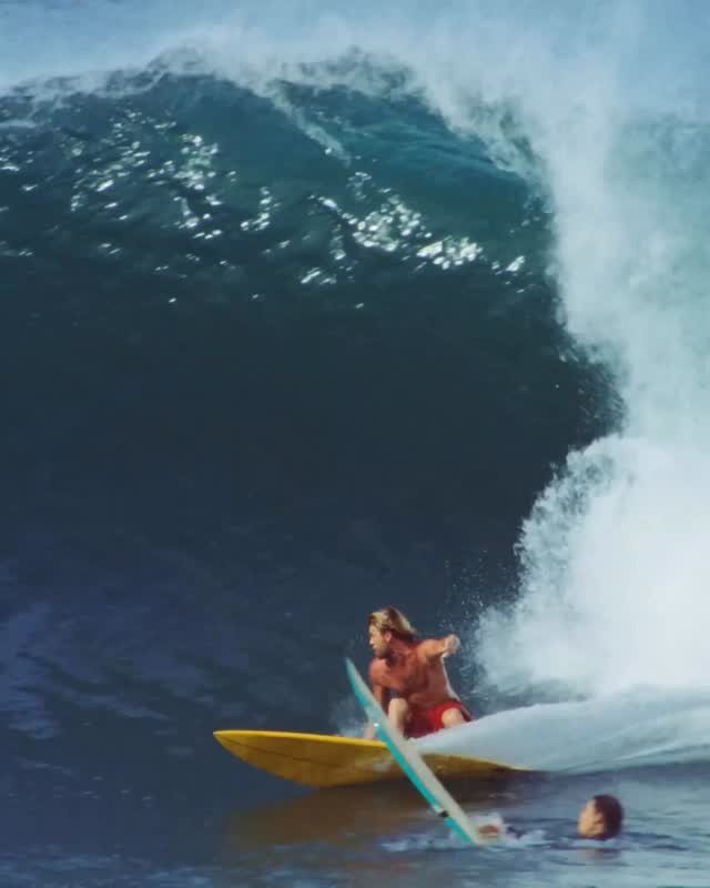 nobody_surf 게시물 이미지: 📼 ROASTED™
🔗 Watch 14-min full film via the...