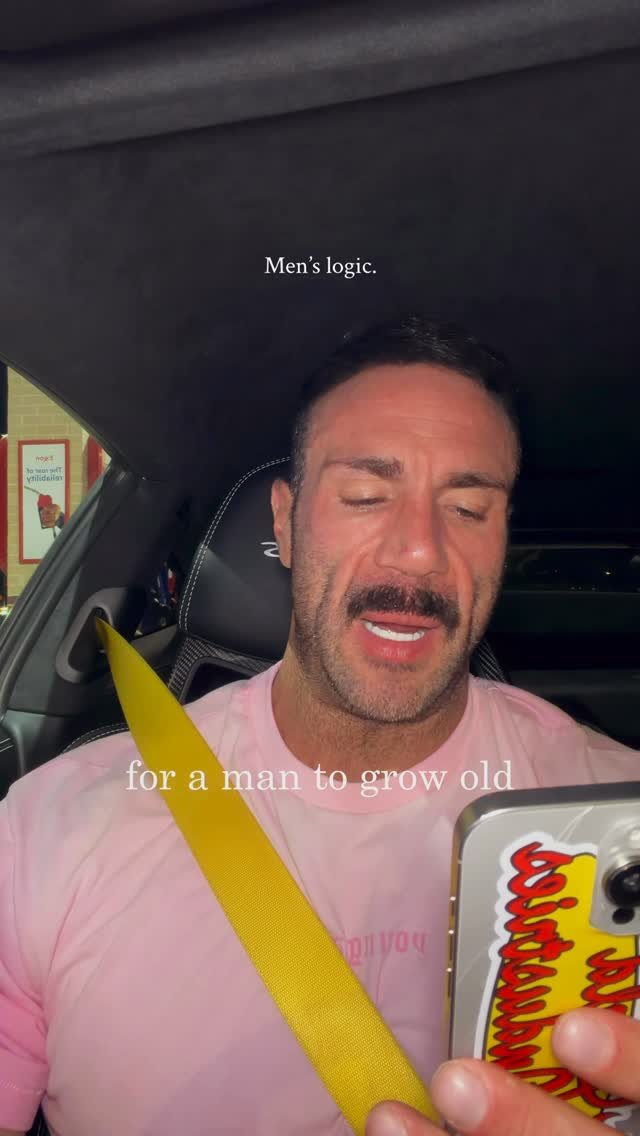 noeldeyzel_bodybuilder 게시물 이미지: It is a shame for a man to grow old without...
