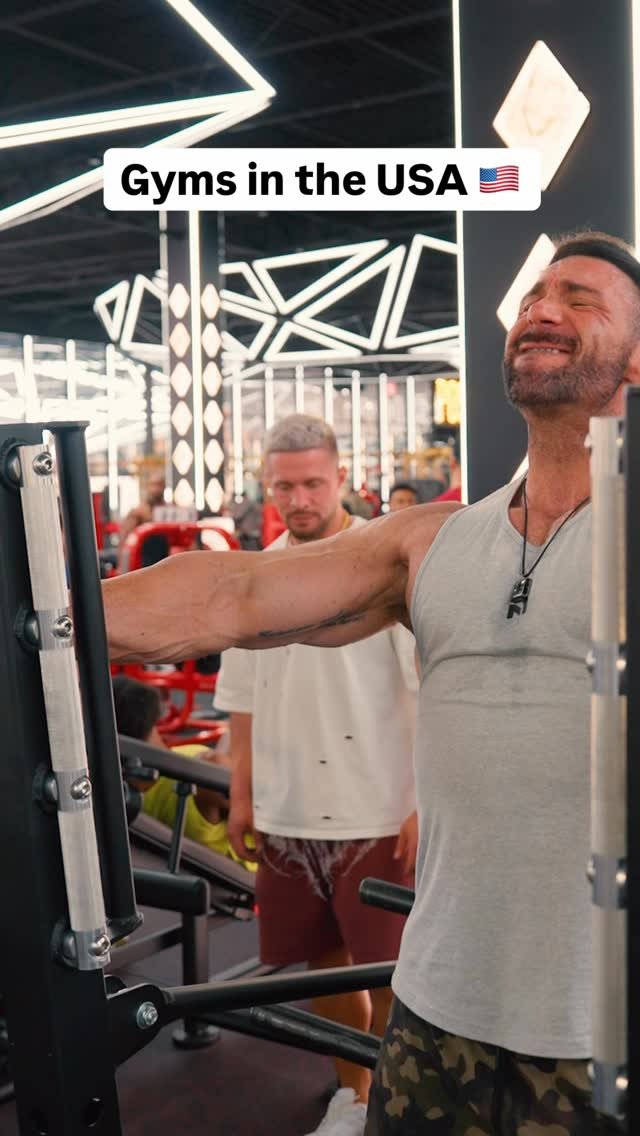 noeldeyzel_bodybuilder 게시물 이미지: It really be like that 😔 #fitness #gym