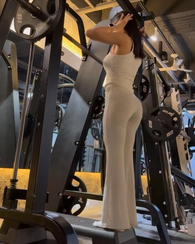 noeyuxx 게시물 이미지: “한 발로 올라가는 거라 쉬워 보이는데요…”

스미스 원레그 스텝업은 생각보다...