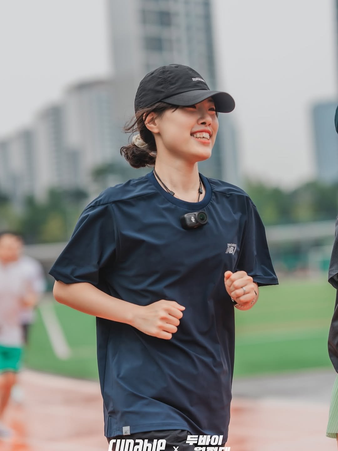 Photo by 노마드윤 on October 03, 2025. May be an image of one or more people, sportswear, top and outdoors.