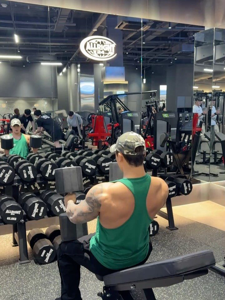 non_nan_p 게시물 이미지: #올라잇짐 
뜨겁다🔥
여기 운동 많이 된다🔥

@jaehun_allright