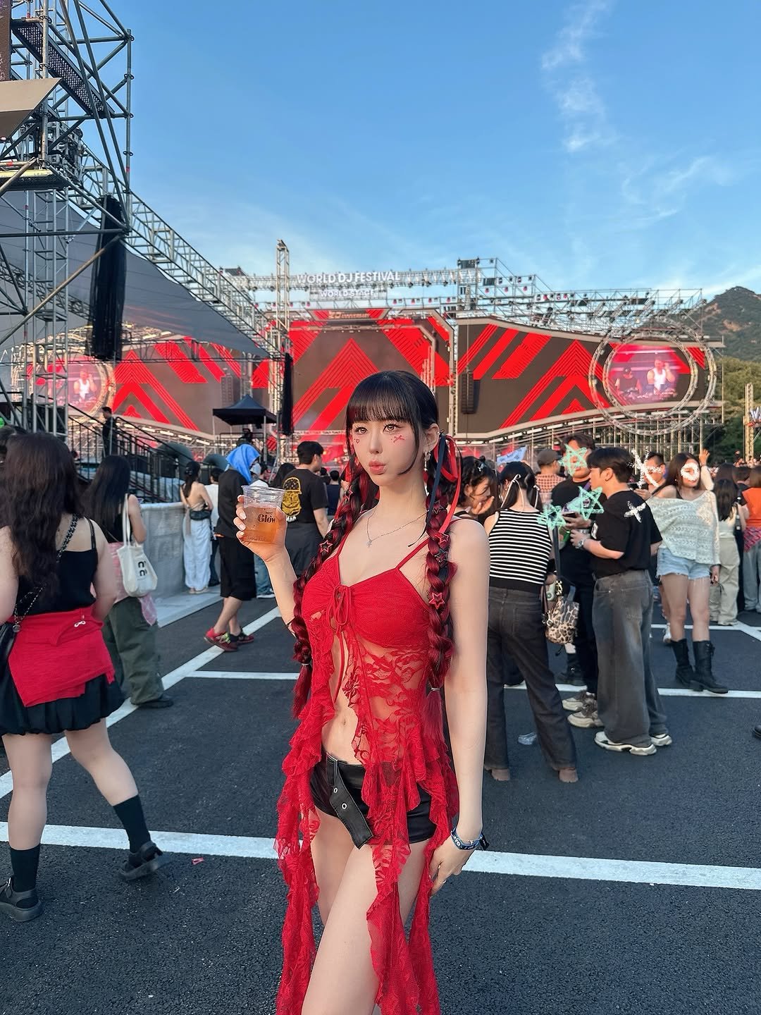 nothing_betttter 게시물 이미지: 2026 페스티벌 출격..✨(나잇값은 내년..또는 내후년쯤 할 예정)