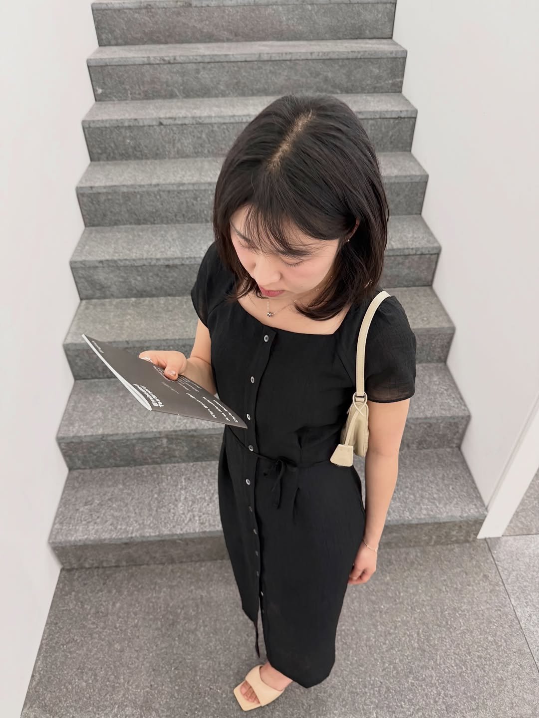 notsune 게시물 이미지: 길어진 해만큼 나눌 얘기가 많아지던 질문들 . ☀️시간 맞춰 도슨트 해설을 들으면...