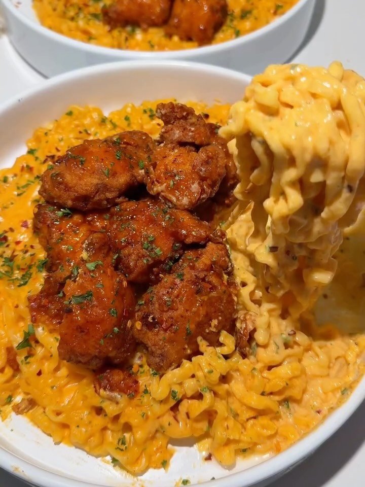 nourishing 게시물 이미지: Crispy Hot Honey Chicken over Cheesy Ramen...