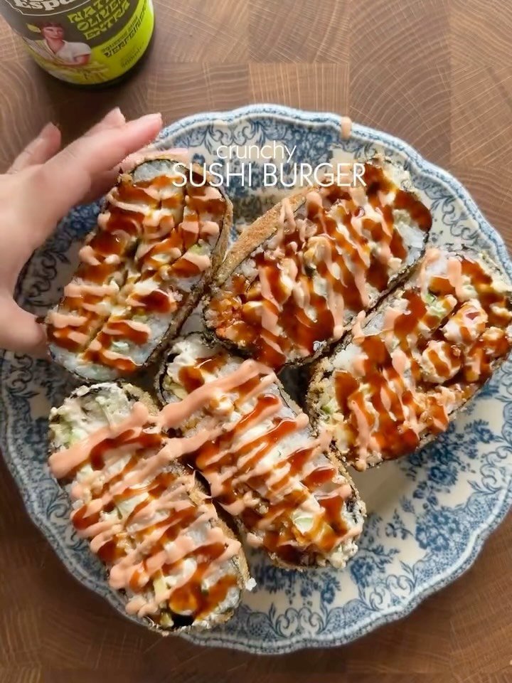 nourishing 게시물 이미지: Crunchy Shrimp Sushi Burgers 🍣🍔✨
(via:...