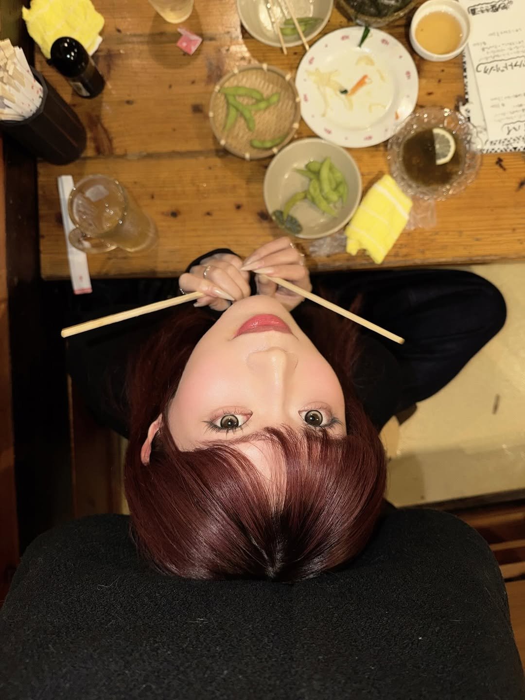 Photo by 石原　希望(いしはら　のぞみ) on January 01, 2026. May be an image of drink, chopsticks, skewer and text.