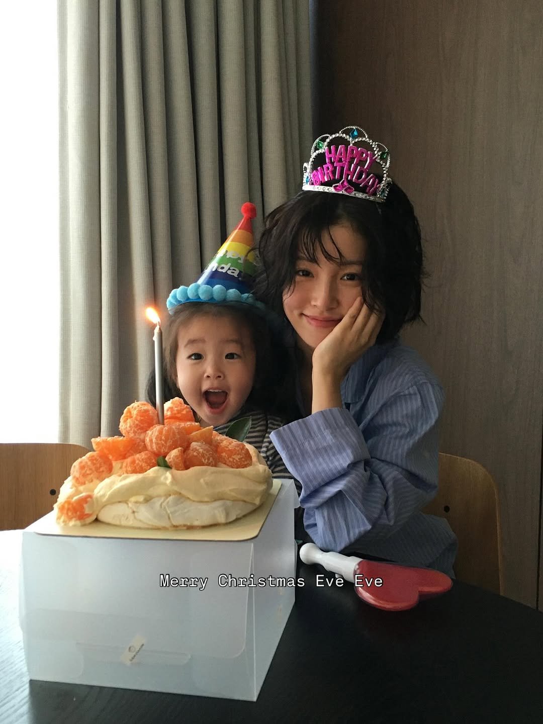 Photo by Ga Young on December 23, 2025. May be an image of cake, pie, candle and text that says 'ήο da M Christmas MerryChristmasEvEve Chri stmas ε Eve Εε'.