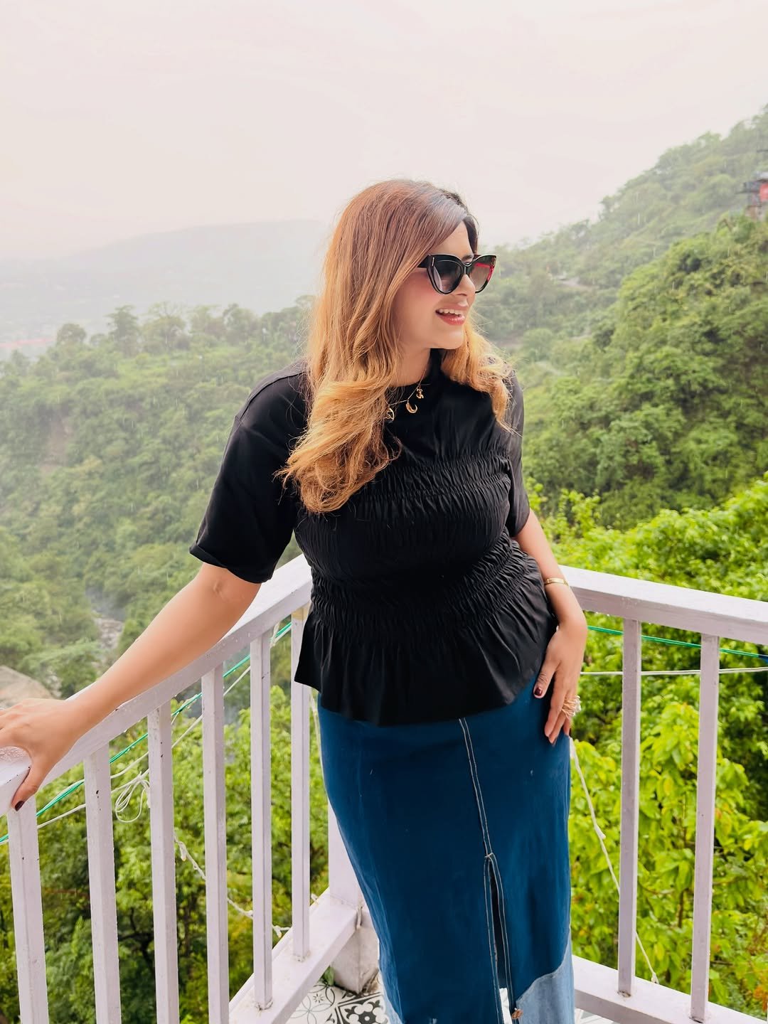 nutrifitnessbydisha 게시물 이미지: Mood 🏞️-UNBOTHERED ✨