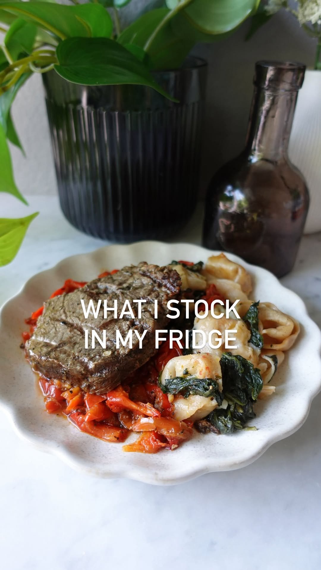 nutritionbykylie 게시물 이미지: What I stock in my fridge for quick, balanced...
