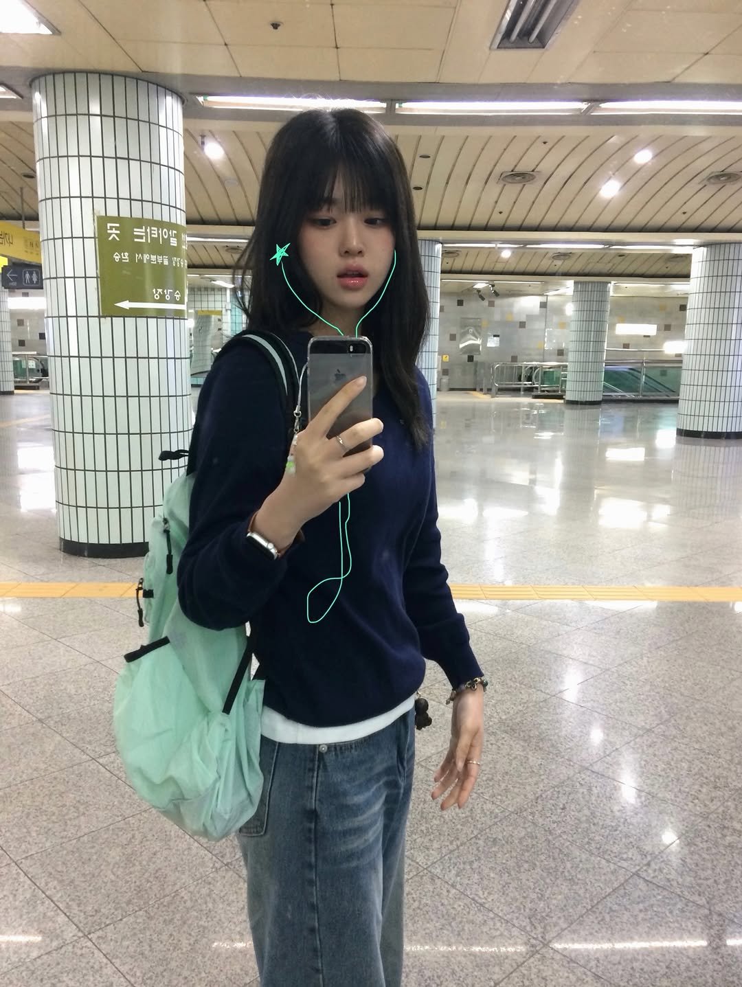 o3.ee__ 게시물 이미지: 🍎🩵

Bag: @heisan.official