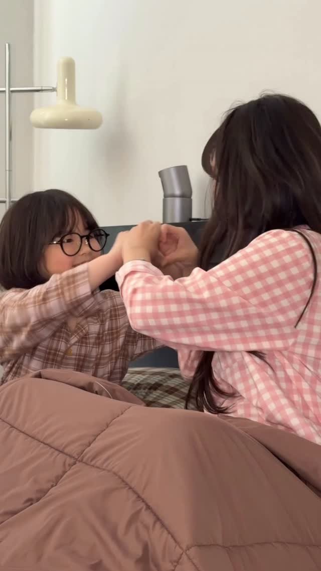 o_dahye_o 게시물 이미지: 내 베프 고운이랑💕 일어나자마자 #시작의아이 부르기!

#릴스 #릴스타그램...