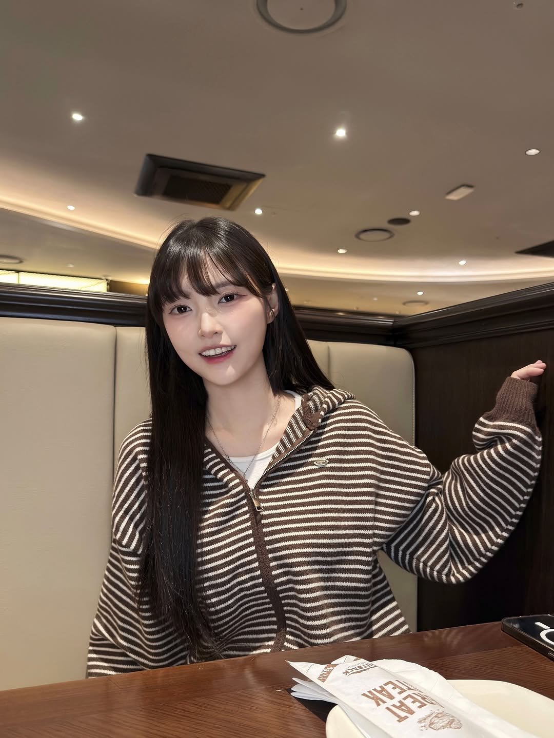 Photo by 박다혜 on February 26, 2026. May be an image of one or more people, hair, top and text.