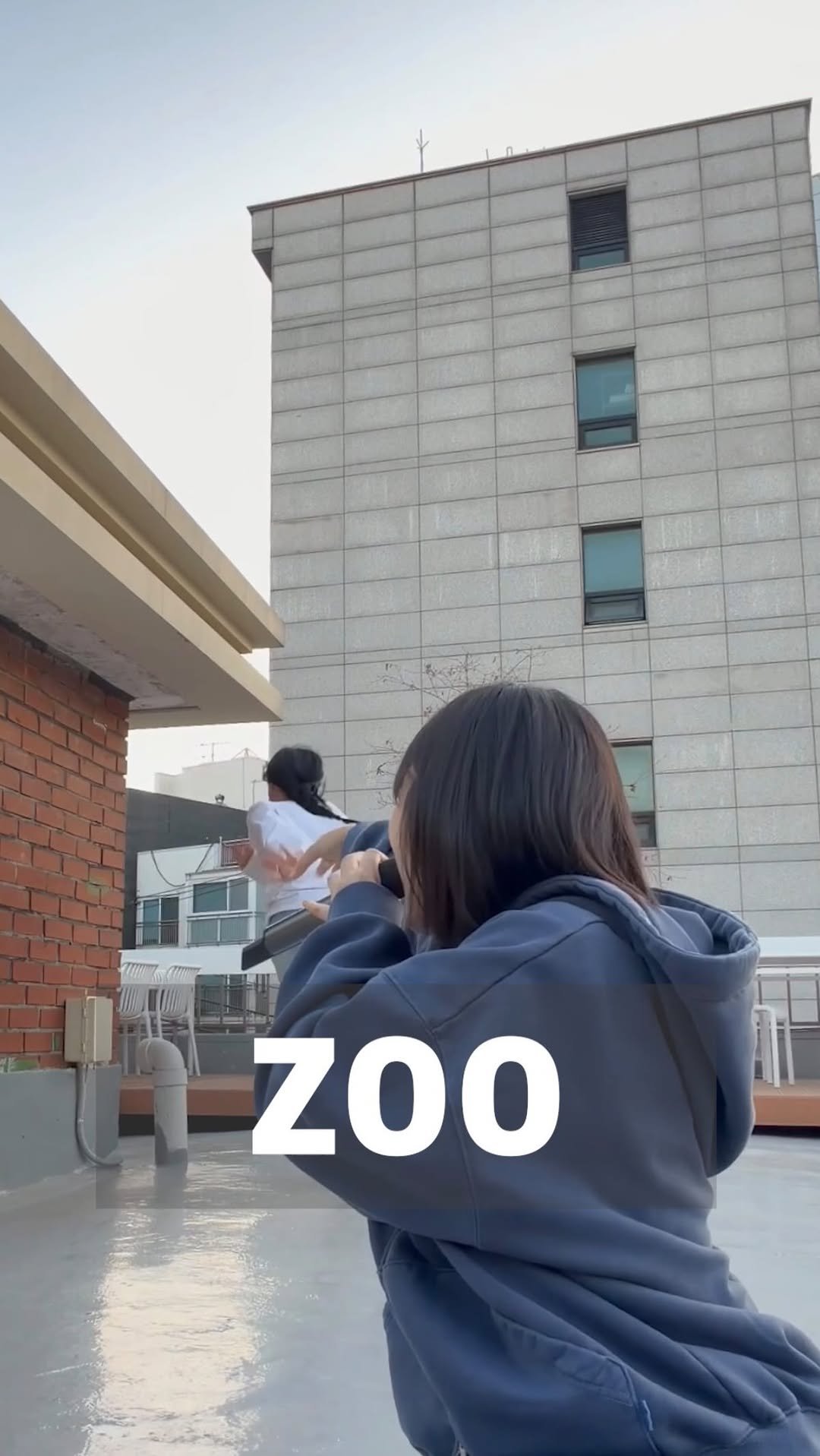 o_dahye_o 게시물 이미지: 아니 나는! 분명 #한호흡챌린지 를 찍고 있었다니깐?!?! #zoo

#릴스...