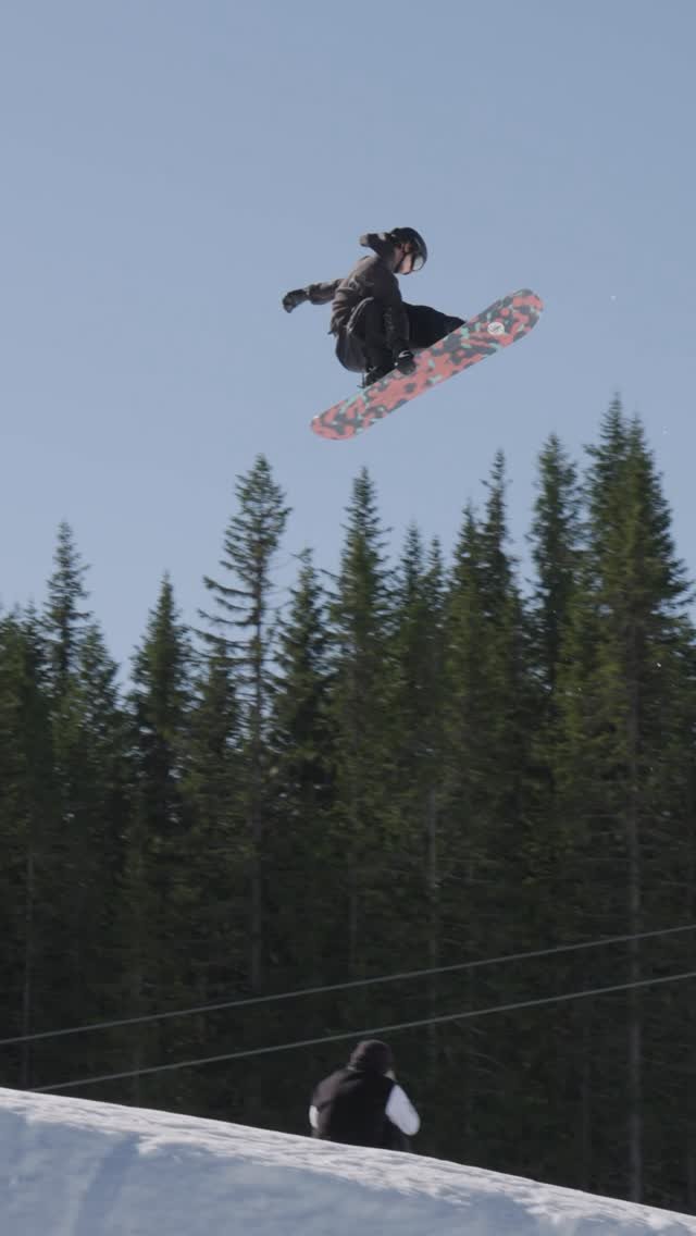 oakleysnowboarding 게시물 이미지: The @oakley x @methodmag Nordic Lines Van Tour...