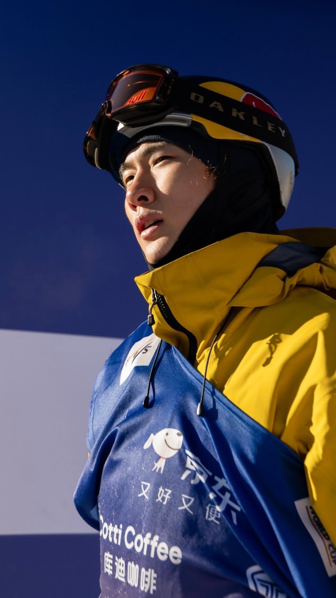 oakleysnowboarding 게시물 이미지: @mingsuyi doing Ming things 🦋 

#TeamOakley